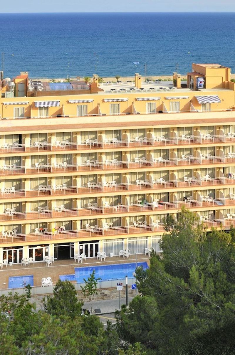 Hotel Catalonia - Image 10