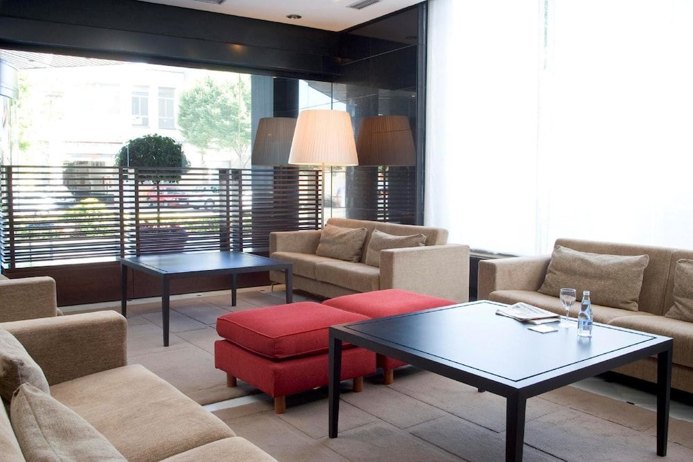 Hotel URH Ciutat de Mataro - Image 4