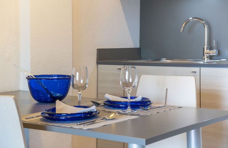 Almirall Apartaments - Image 5
