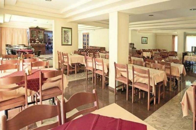 Kassandra Family ApartHotel - Image 2