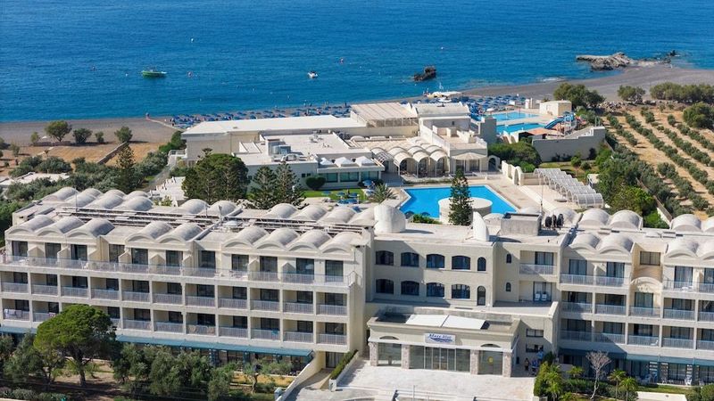 Mare Blue Hotel - Image 10