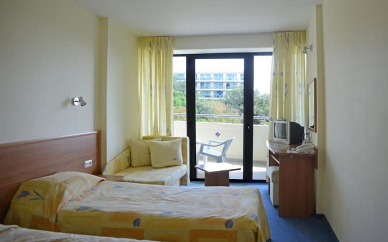 Perunika - Image 3