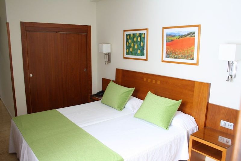 Residencia Pujol - Image 9
