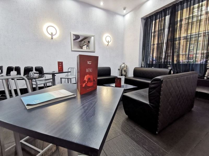 Hotel Central - Image 7