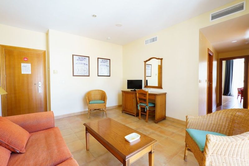 Hotel Almijara - Image 4