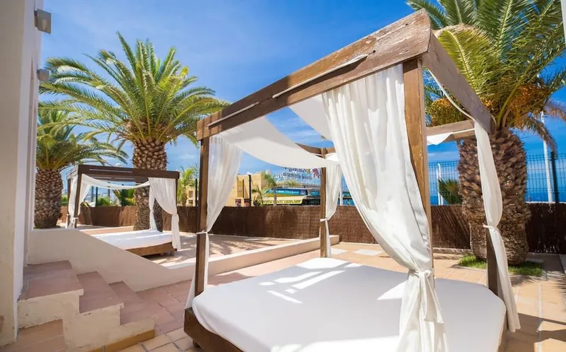 Los Olivos Beach Resort