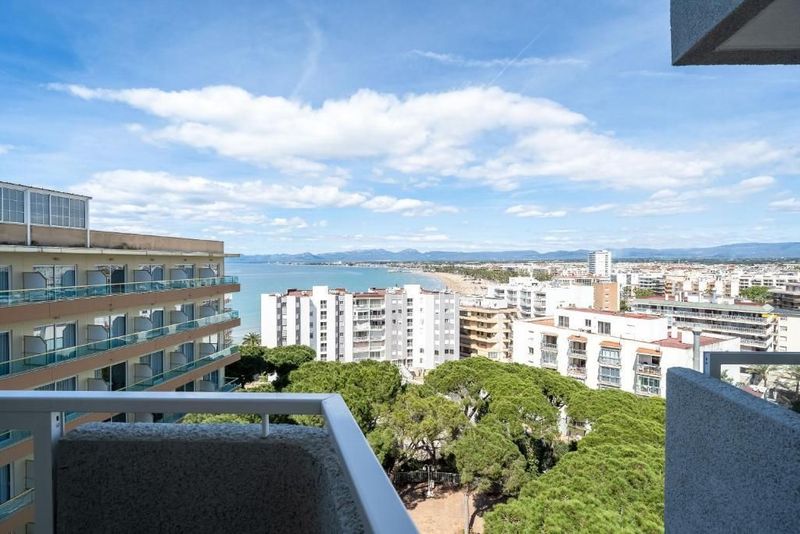 Rentalmar Blue Beach Apartments - Image 6