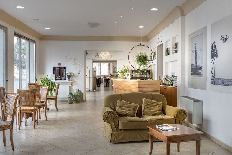 Hotel Sovrana - Image 5
