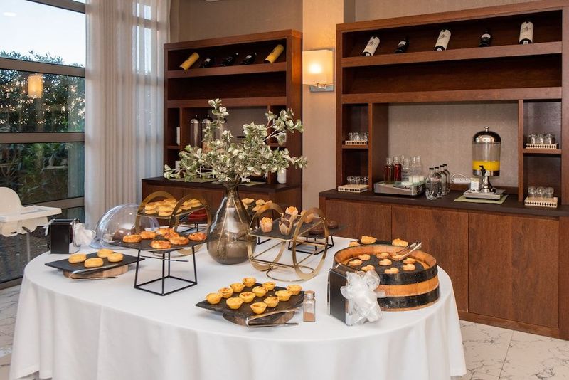 Eurostars Oporto - Image 8