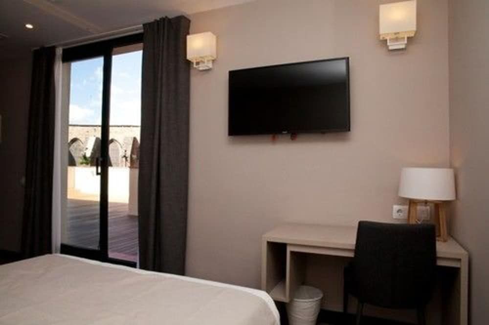 May Ramblas Hotel - Image 9