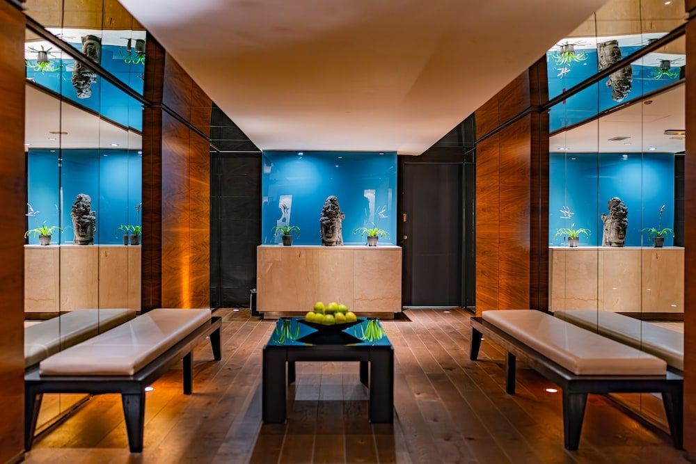 Corinthia Hotel Prague - Image 10