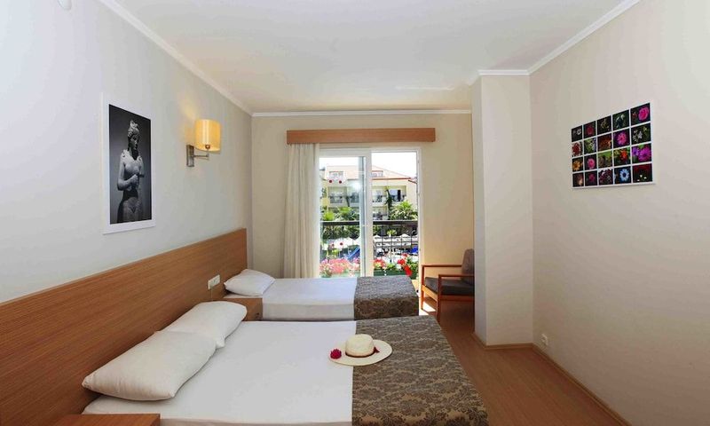 Sun City Apartments - Image 3