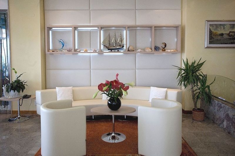 Hotel Rivamare - Image 5