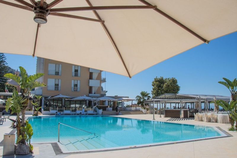 Grand Hotel Moon Valley - Image 4