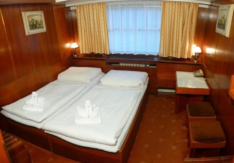 Botel Albatros - Image 8
