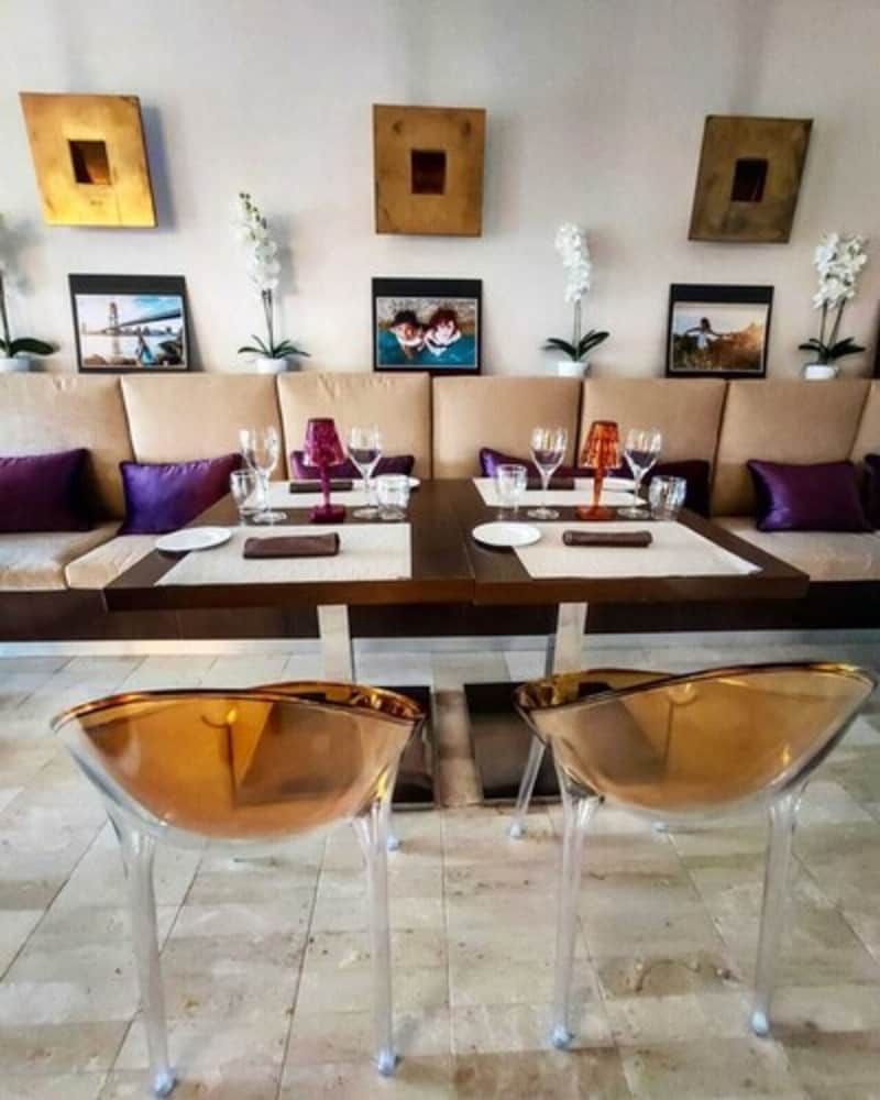 Jazz Hotel - Image 8