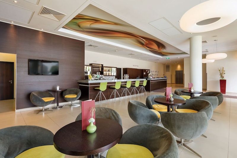 Austria Trend Hotel Doppio - Image 10
