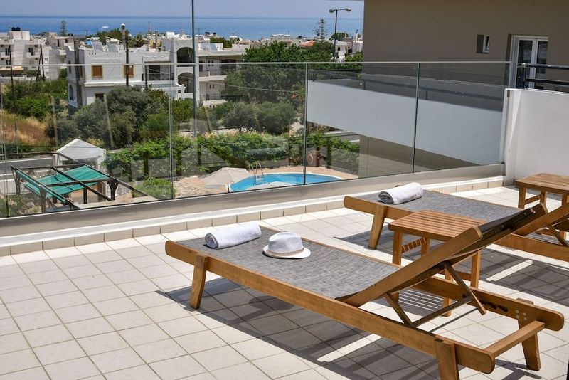 Iraklis Apartments - Image 2