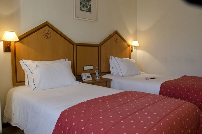 VIP Inn Berna - Image 10