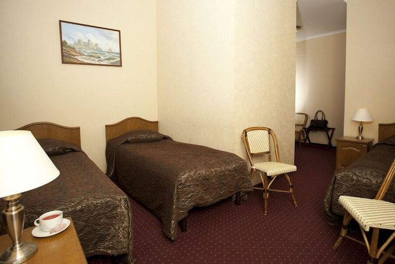 Monte Kristo Hotel - Image 5