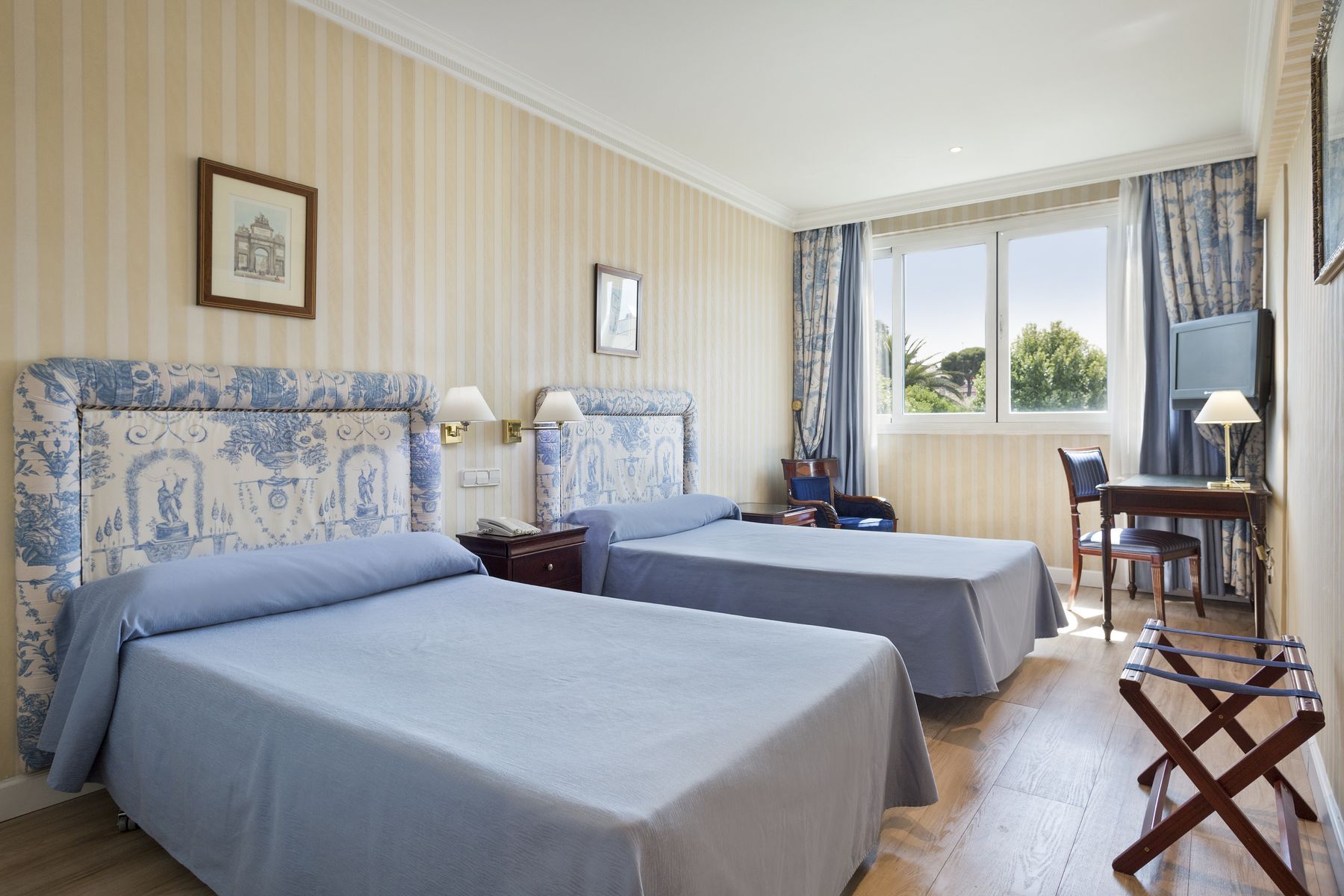 Hotel Osuna Feria Madrid - Image 9