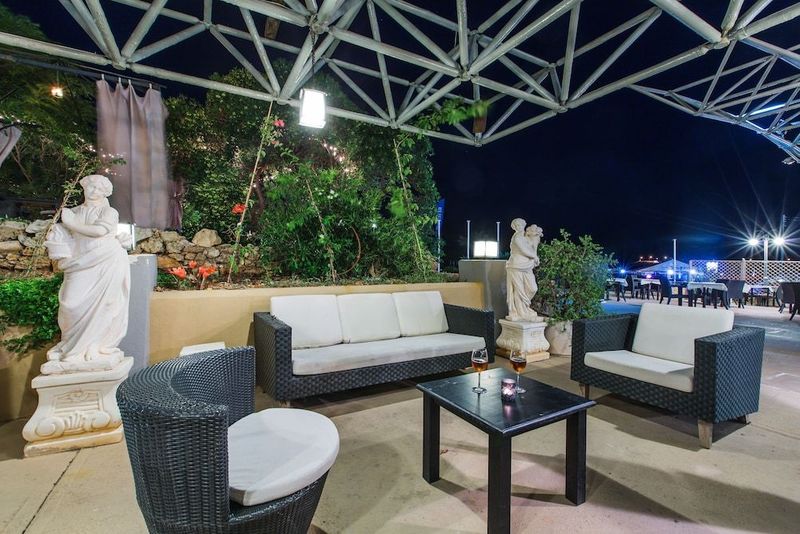 AX Sunny Coast Resort & Spa - Image 4