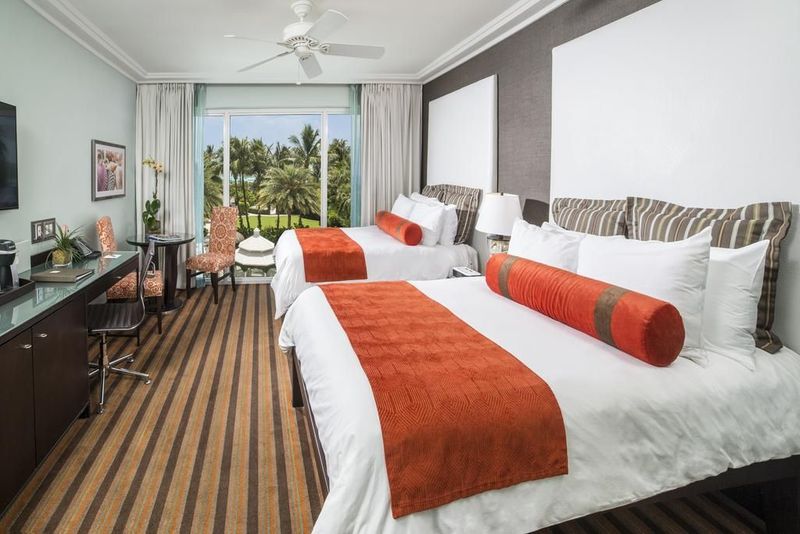The Palms Hotel and Spa - Image 9