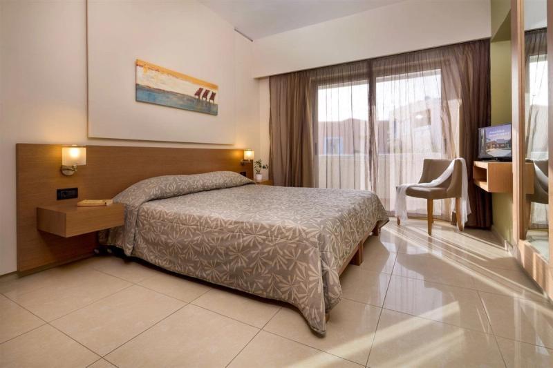 Amalthia Beach Resort - Image 8