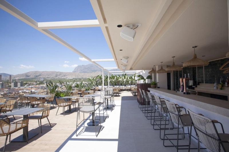 Primavera Park Hotel & Apartments - Image 4