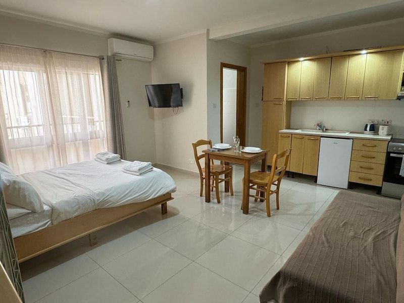 Triton Holiday Apartments - Image 8