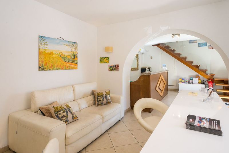 Elios Hotel - Image 10