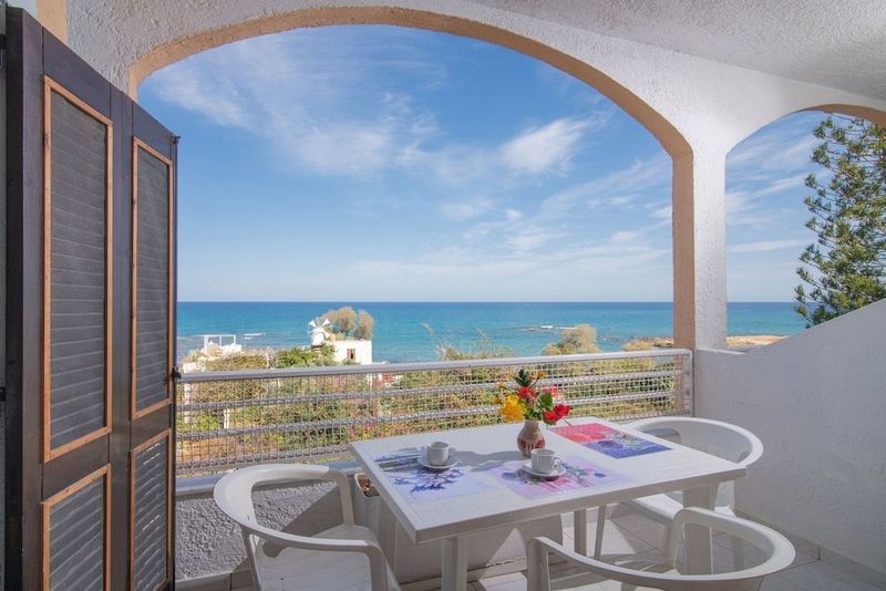 ILIOSTASI BEACH Apartments - Image 3