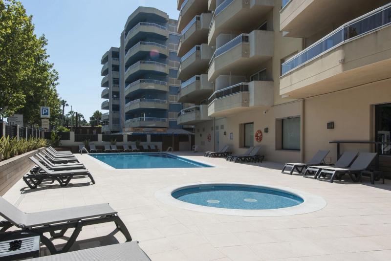 Apartamentos California - Image 7