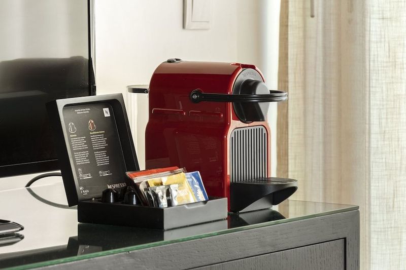 Crowne Plaza Vilamoura - Image 4