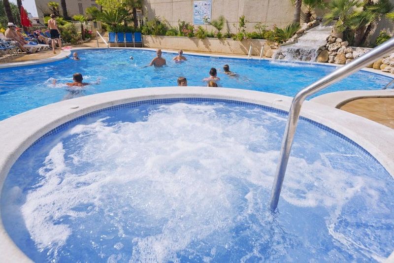 Oasis Park Splash - Image 3