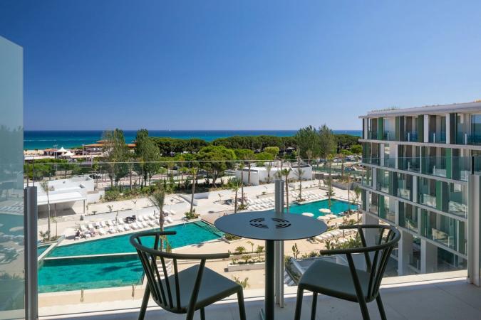 Atzavara Hotel & Spa er et Hotel med basseng i Santa Susanna