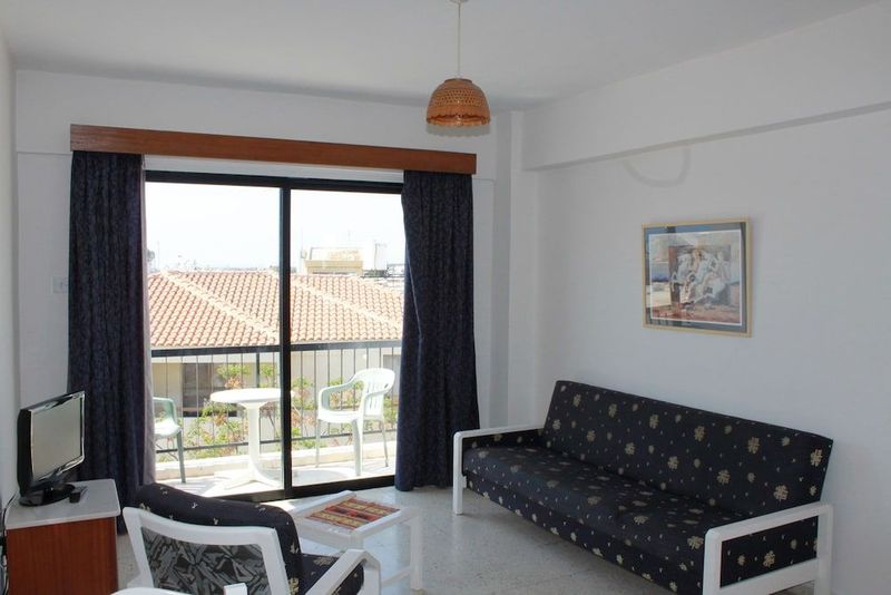 Florea Hotel Apartments - Image 5
