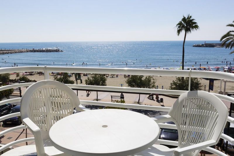 Hotel Villa de Laredo - Image 2