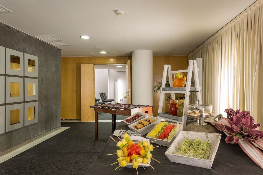Ayre Hotel Caspe - Image 7
