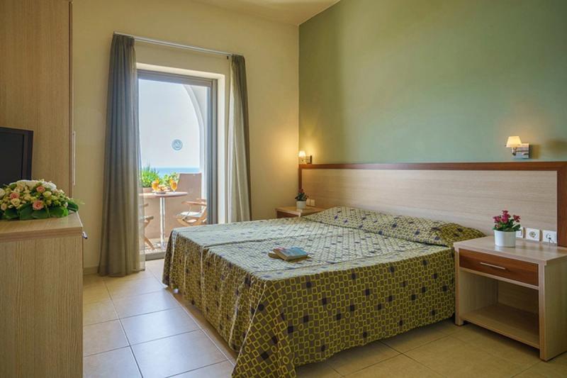Alianthos Beach - Image 6