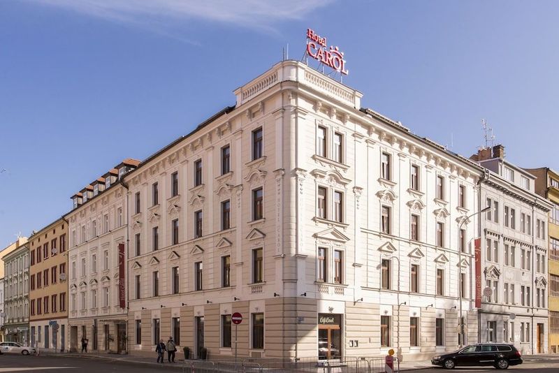 Hotel Carol - Image 8