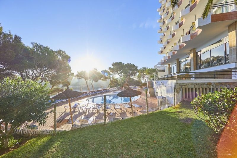 Hotel Cala Ferrera - Image 10