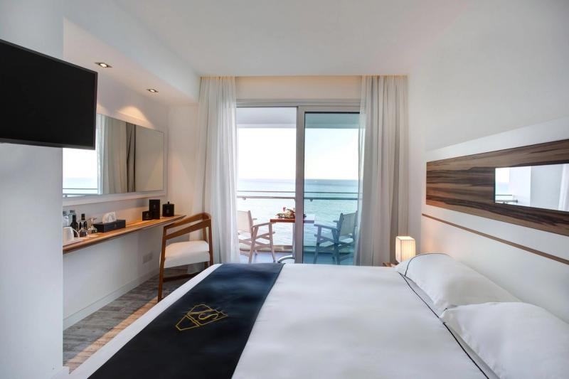 The Ciao Stelio Deluxe Hotel - Image 10