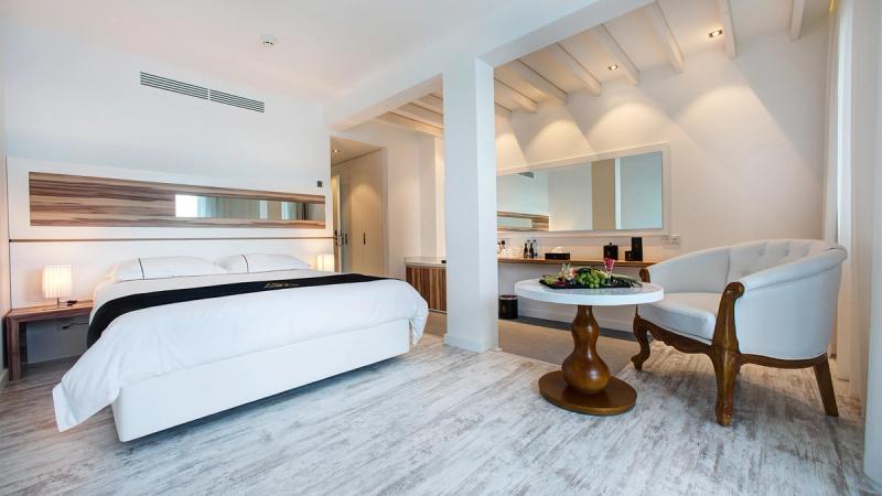The Ciao Stelio Deluxe Hotel - Image 3