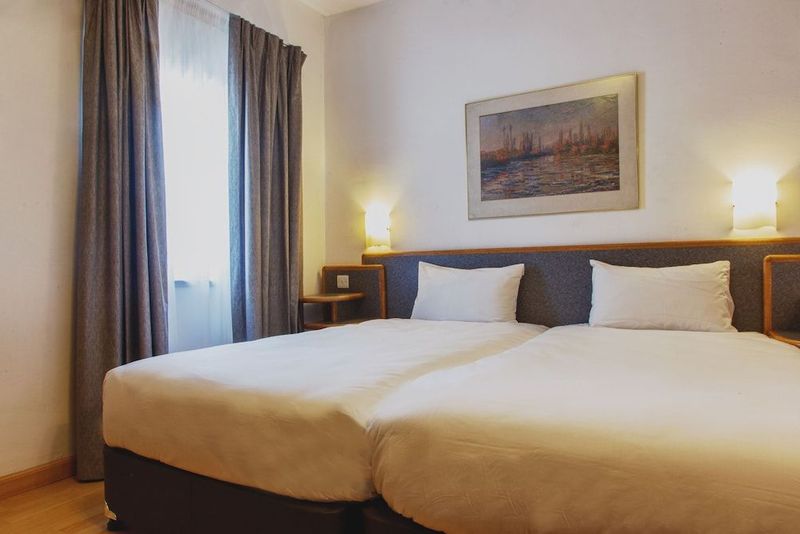 AX Sunny Coast Resort & Spa - Image 3