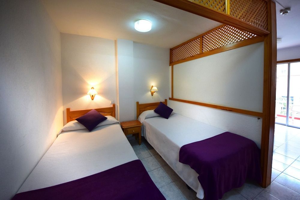 Skyview Hotel - Image 9