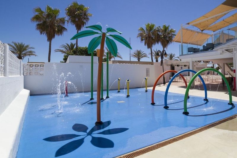 Ibersol Torremolinos Beach Hotel - Image 4