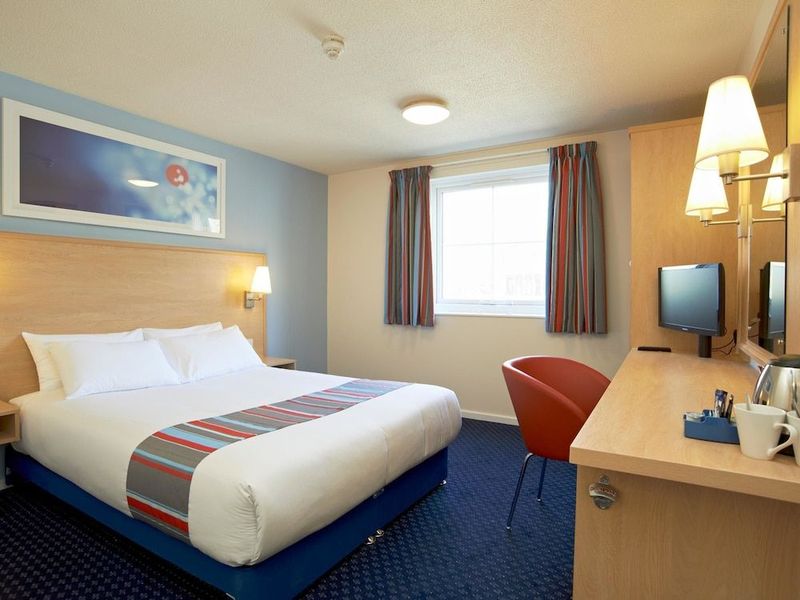 Travelodge London City Airport - Image 5