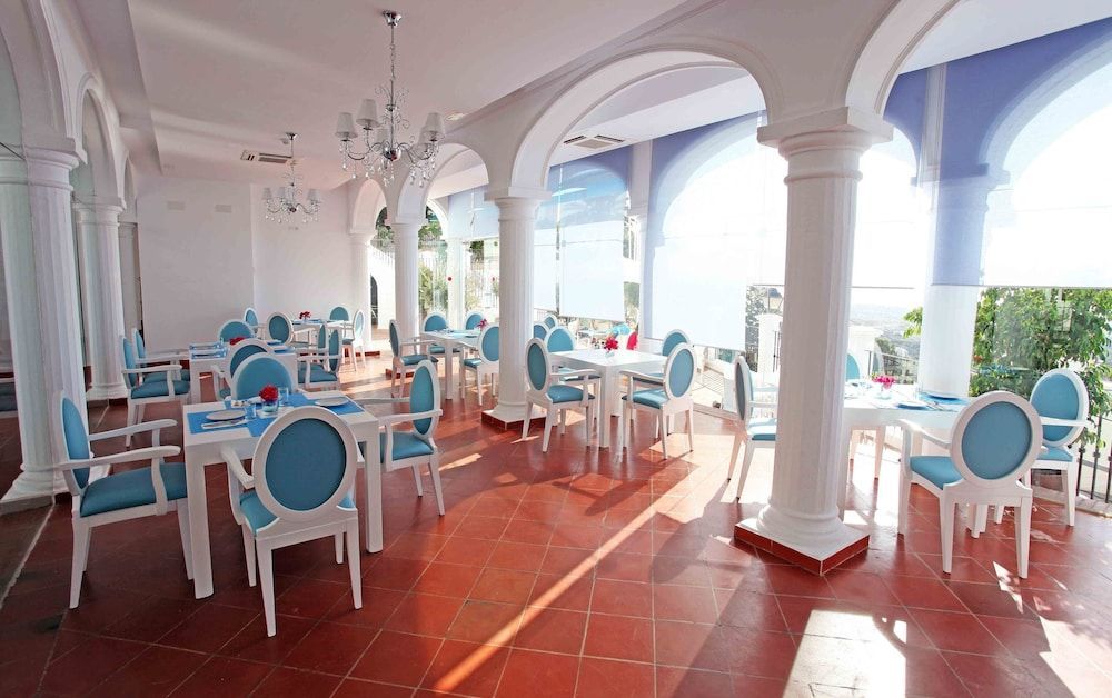 Hotel La Fonda - Image 5