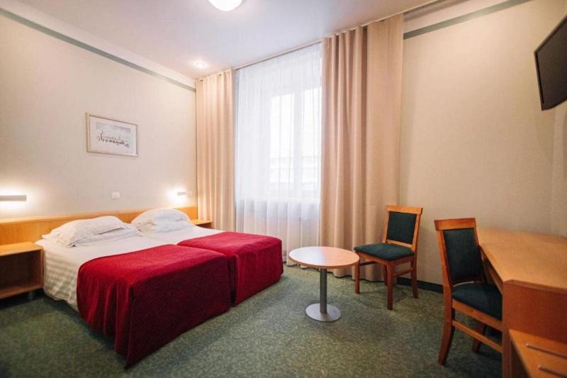Rixwell Viru Square Hotel - Image 3